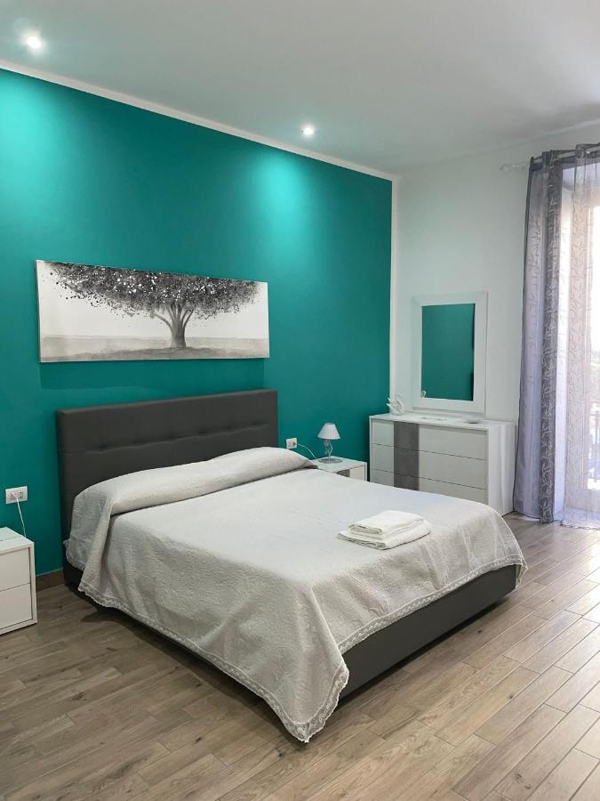 Dormire A Napoli Centro Holiday House Casa Vacanza Kültér fotó