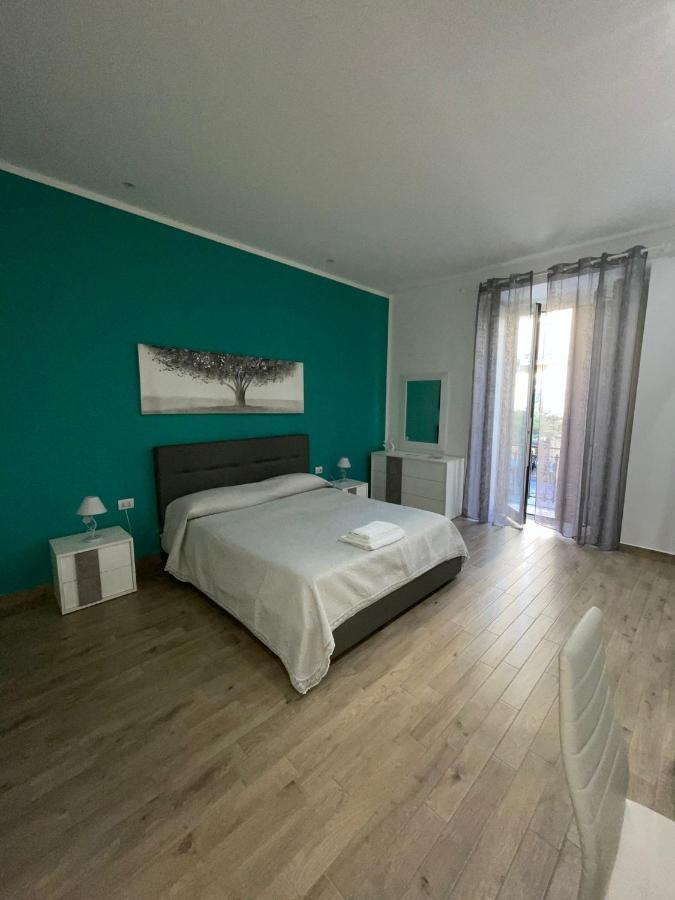 Dormire A Napoli Centro Holiday House Casa Vacanza Kültér fotó