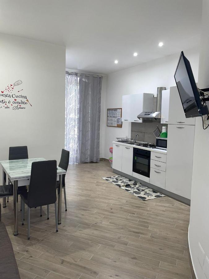 Dormire A Napoli Centro Holiday House Casa Vacanza Kültér fotó