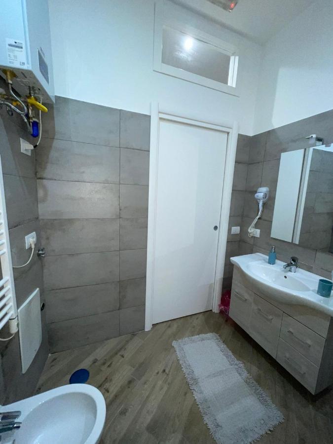 Dormire A Napoli Centro Holiday House Casa Vacanza Kültér fotó