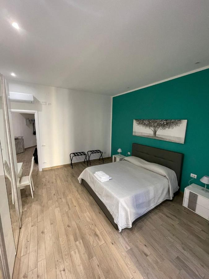 Dormire A Napoli Centro Holiday House Casa Vacanza Kültér fotó