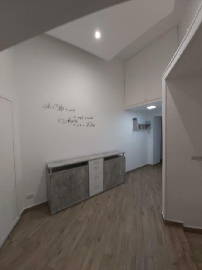 Dormire A Napoli Centro Holiday House Casa Vacanza Kültér fotó